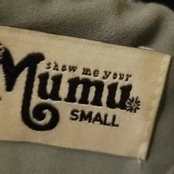 Women's Top  - Picture 2 of 4